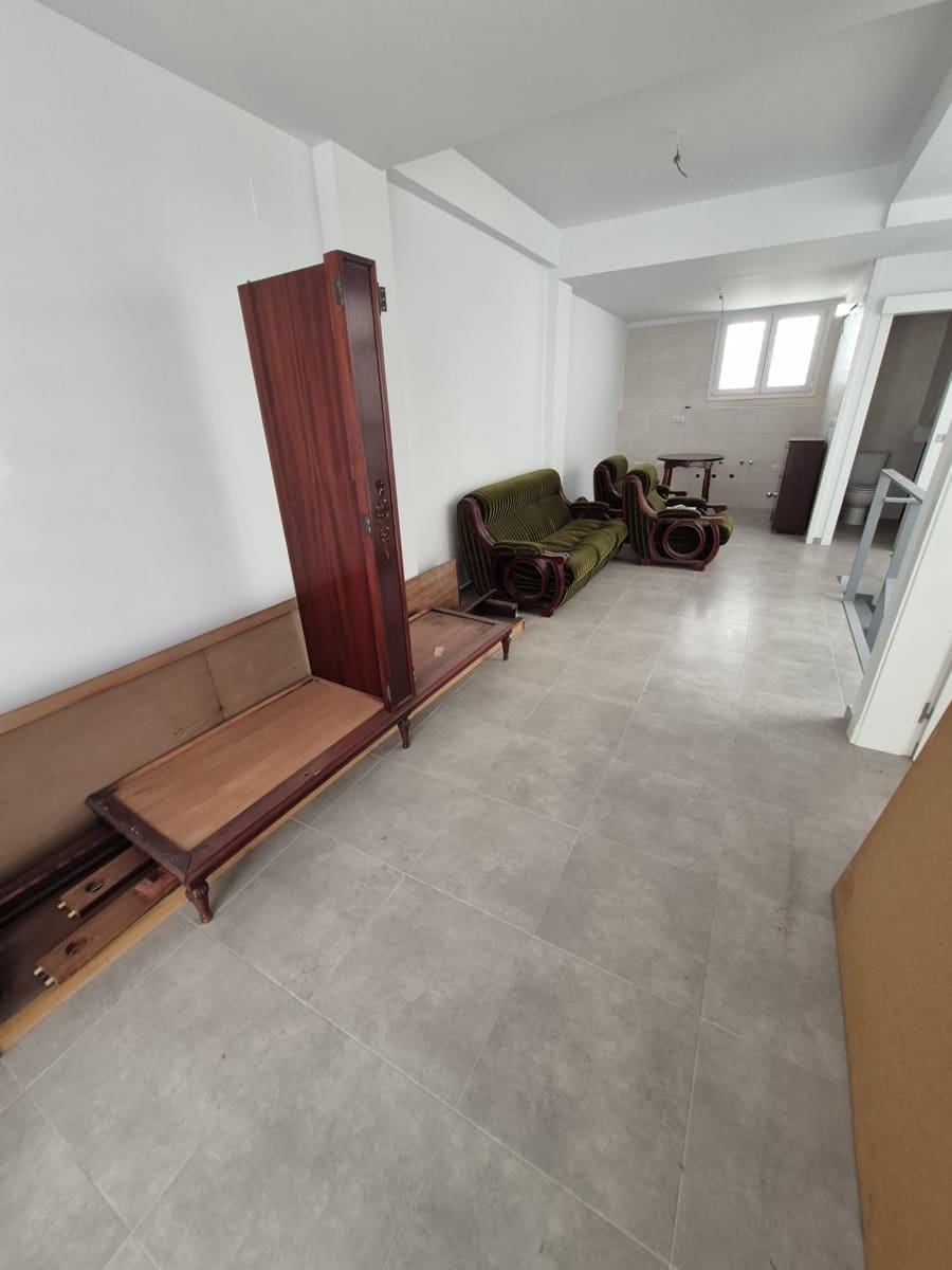 2 bedroom Townhouse for sale in Espera - € 69,000 (Ref: 9927638)