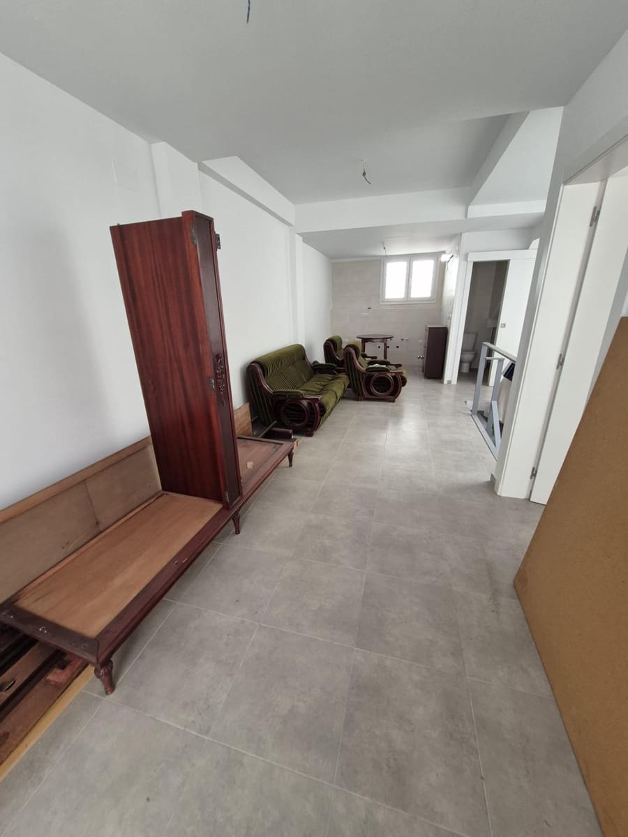 2 bedroom Townhouse for sale in Espera - € 69,000 (Ref: 9927638)