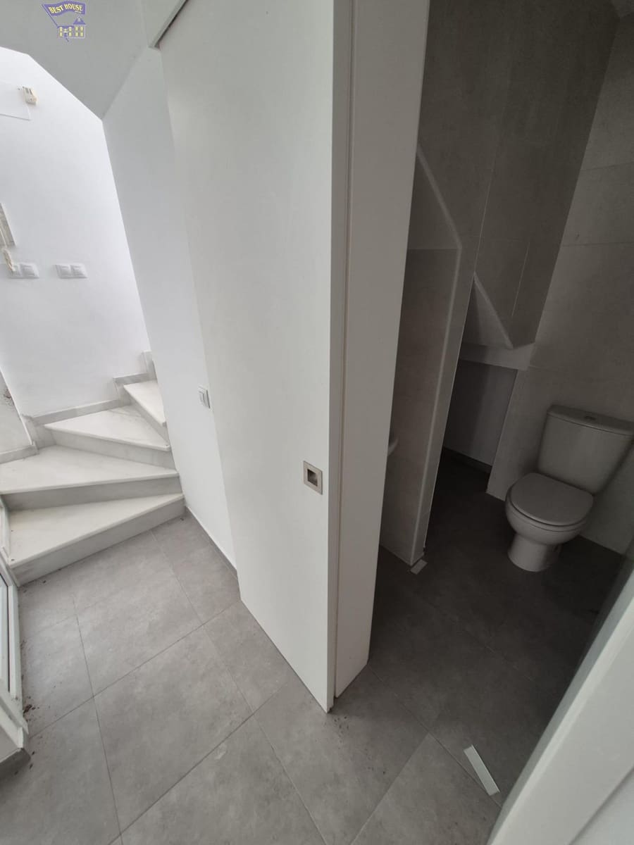 2 bedroom Townhouse for sale in Espera - € 79,000 (Ref: 9927640)