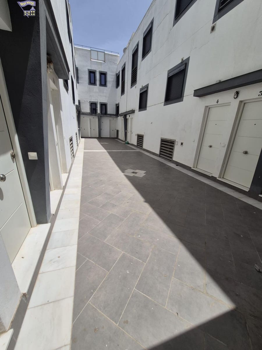 2 bedroom Townhouse for sale in Espera - € 79,000 (Ref: 9927640)