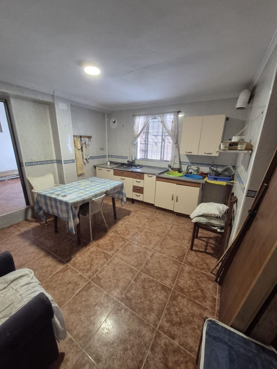 3 bedroom Villa for sale in Espera - € 76,000 (Ref: 9929562)
