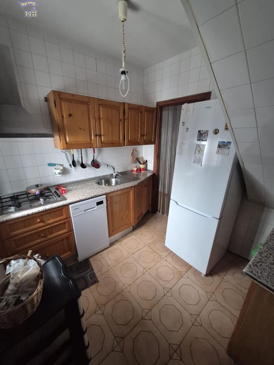 3 bedroom Townhouse for sale in Arcos de la Frontera - € 52,500 (Ref: 9929563)