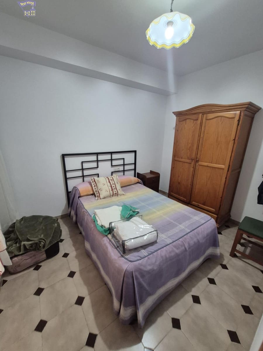 3 bedroom Townhouse for sale in Arcos de la Frontera - € 52,500 (Ref: 9929563)