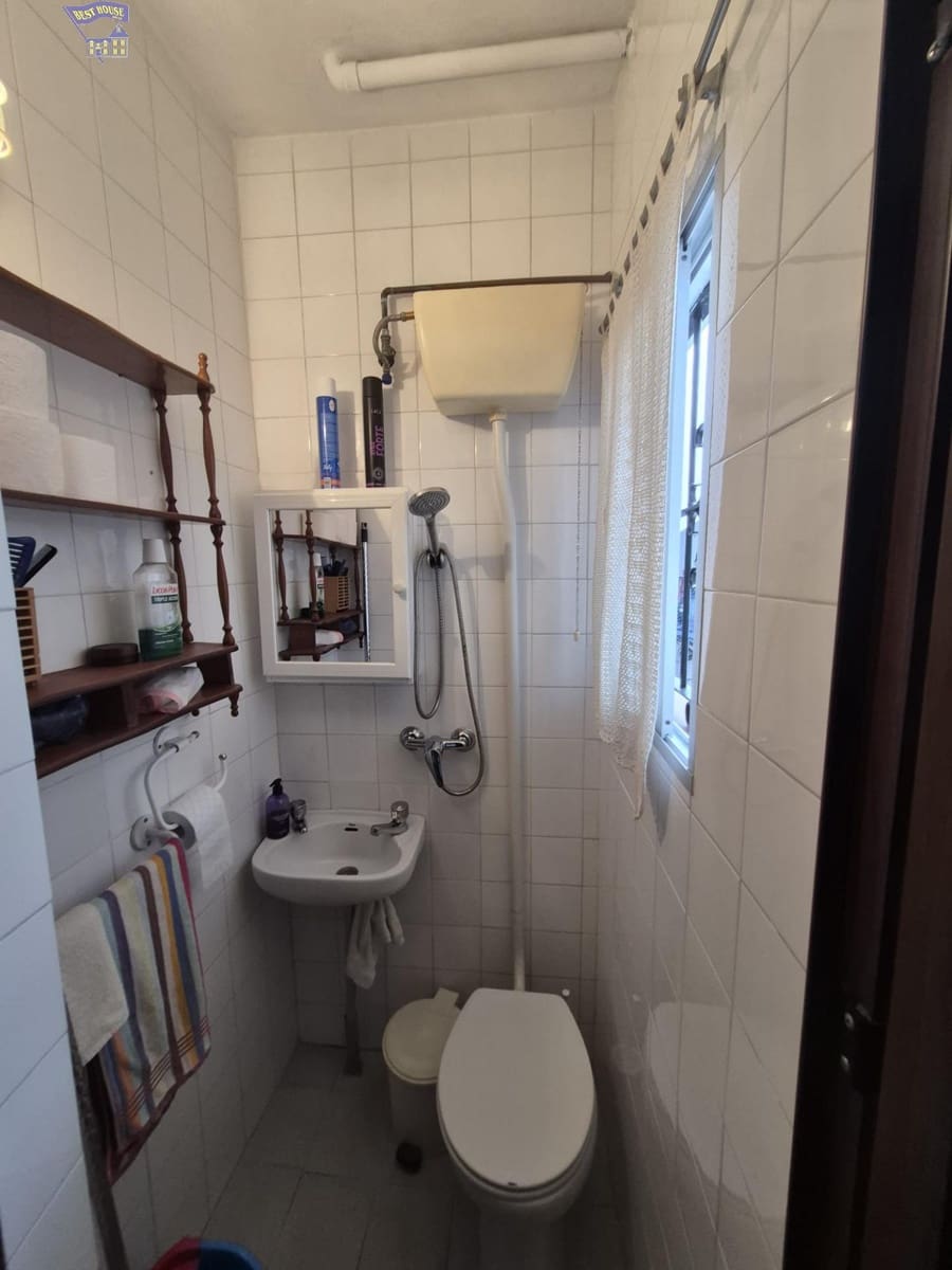 3 bedroom Townhouse for sale in Arcos de la Frontera - € 52,500 (Ref: 9929563)