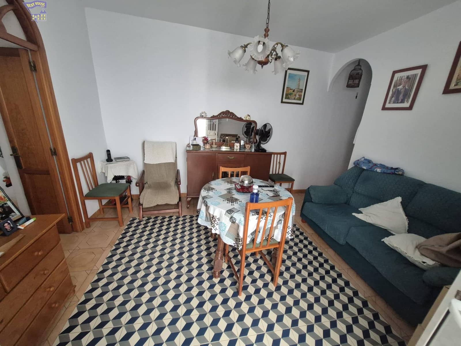 3 bedroom Townhouse for sale in Arcos de la Frontera - € 52,500 (Ref: 9929563)