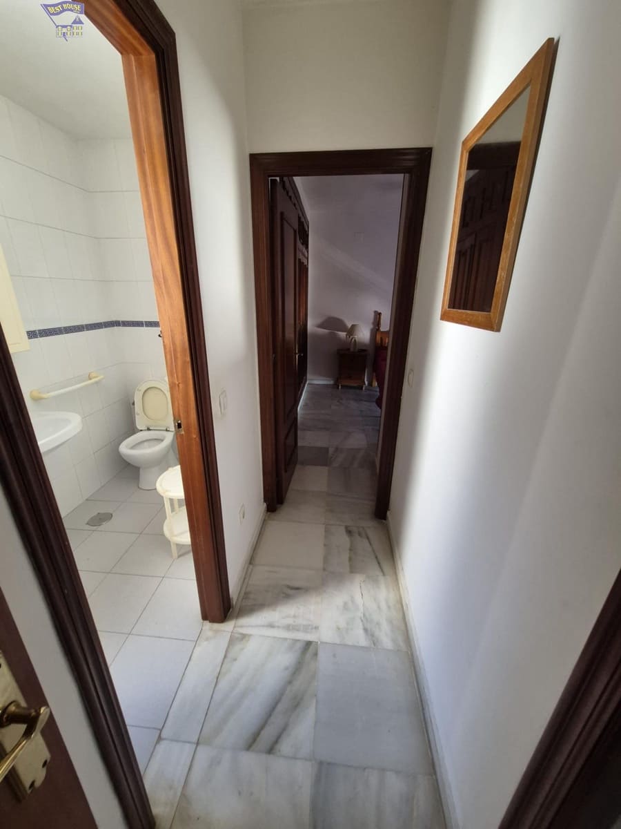 2 soveværelse Lejlighed til salg i Arcos de la Frontera - € 95.000 (Ref: 9945924)
