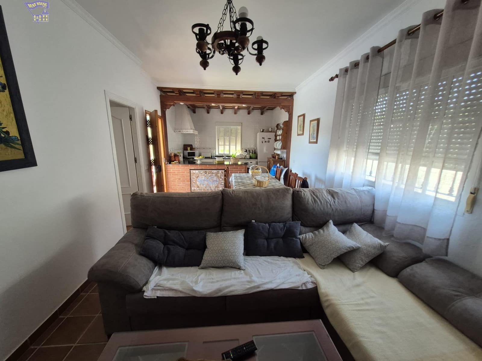 2 bedroom Villa for sale in Arcos de la Frontera with pool garage - € 290,000 (Ref: 9948109)