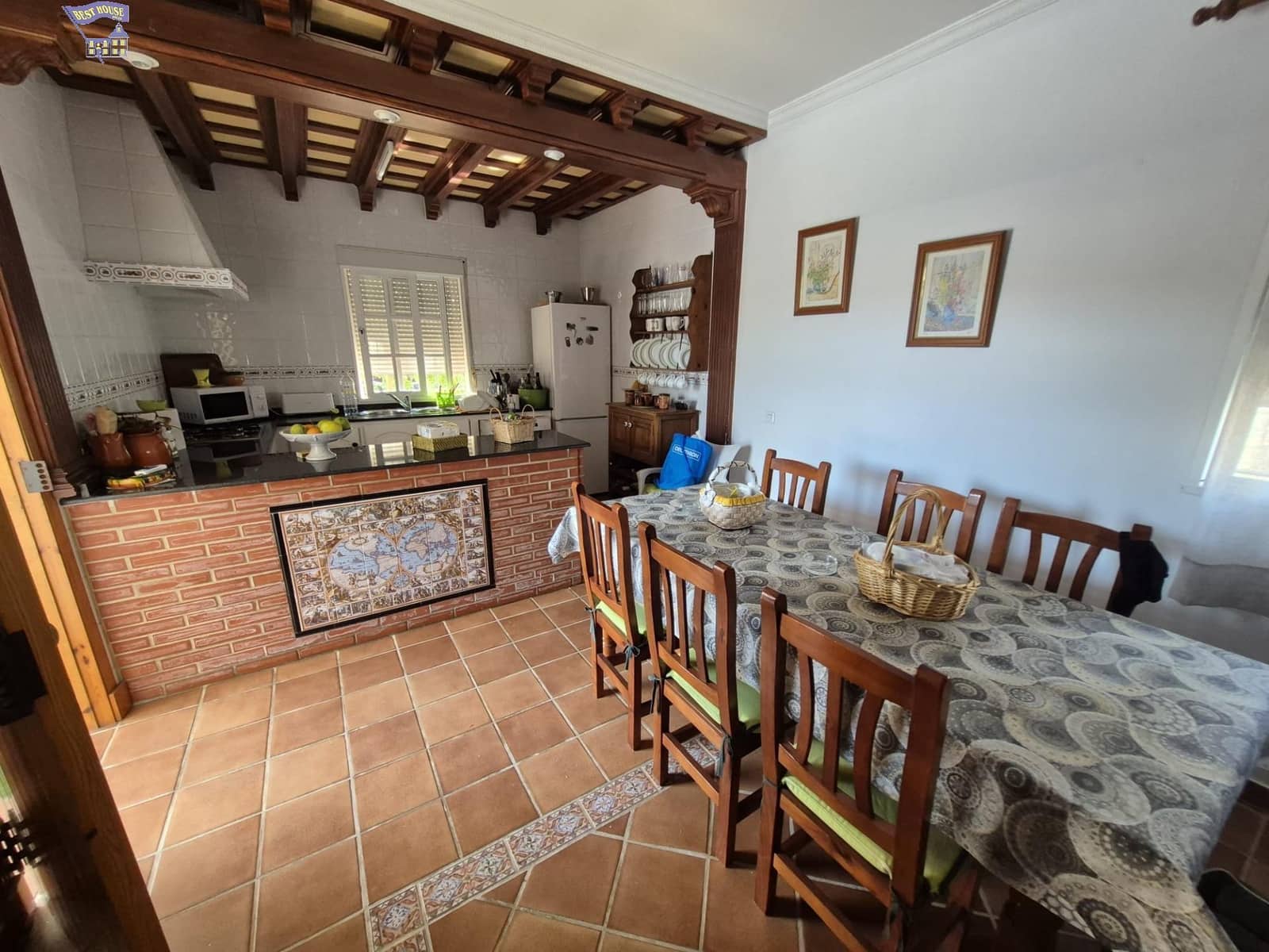 2 bedroom Villa for sale in Arcos de la Frontera with pool garage - € 290,000 (Ref: 9948109)