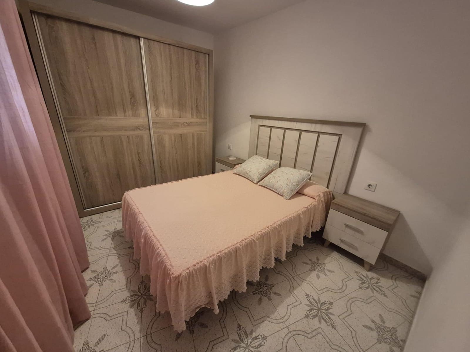 5 bedroom Townhouse for sale in Arcos de la Frontera - € 140,000 (Ref: 9973516)