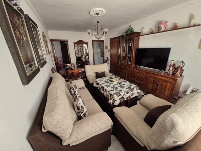 3 quarto Apartamento para venda em Arcos de la Frontera - 93 500 € (Ref: 9997239)