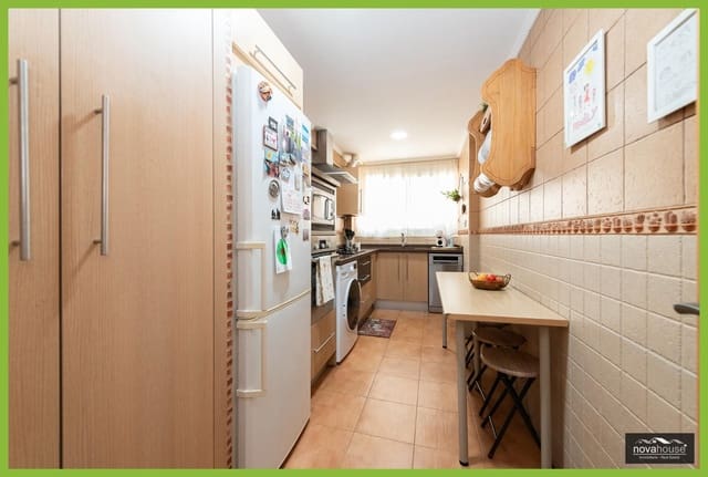 3 chambre Appartement à vendre à Cruz de Humilladero, Malaga ville - 289 990 € (Ref: 10004239)