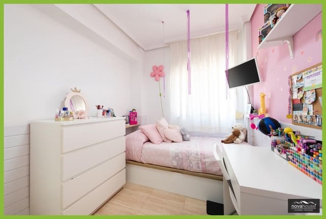 3 chambre Appartement à vendre à Cruz de Humilladero, Malaga ville - 289 990 € (Ref: 10004239)