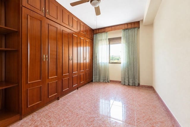 3 quarto Apartamento para venda em Cruz del Humilladero, Málaga cidade - 305 000 € (Ref: 10004240)