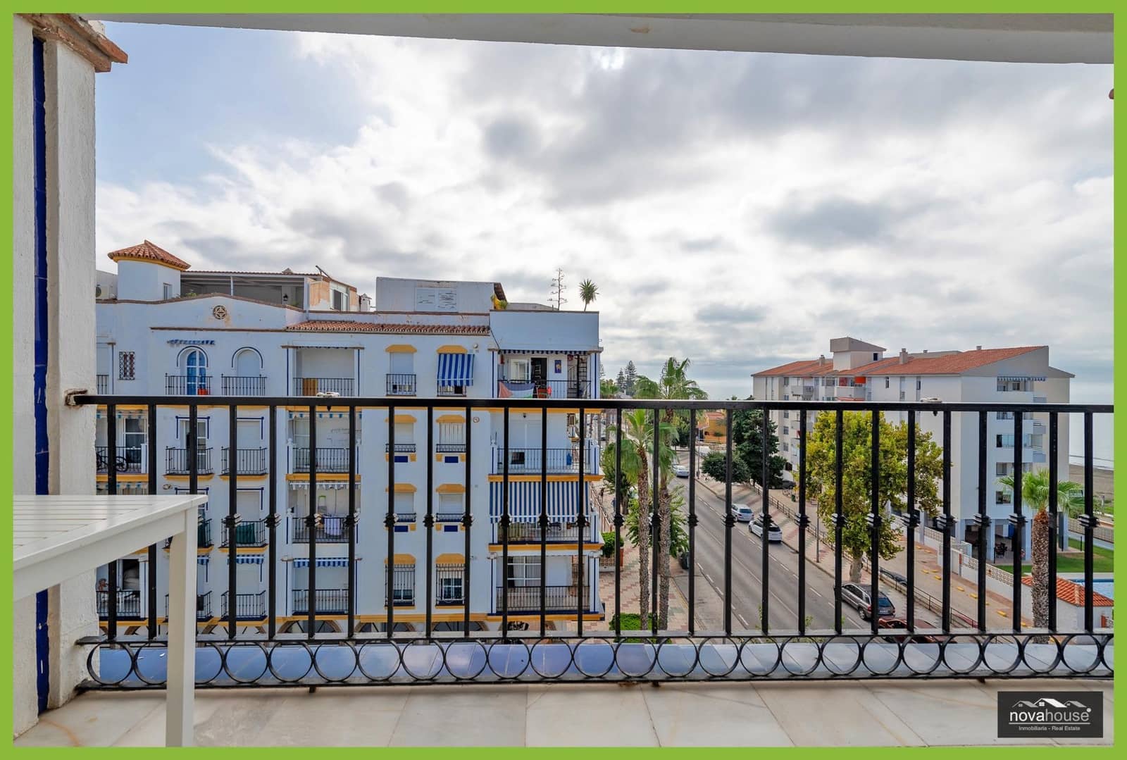 2 makuuhuone Kattohuoneisto myytävänä paikassa Rincon de la Victoria mukana uima-altaan - 340 000 € (Ref: 10062059)