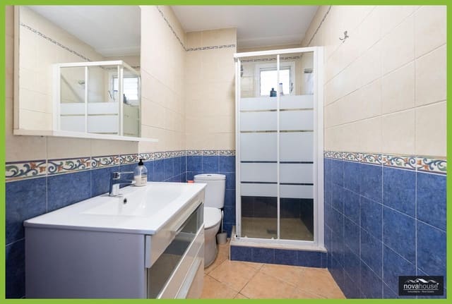 3 sovrum Lägenhet till salu i Cruz de Humilladero, Málaga stad - 328 000 € (Ref: 10094737)