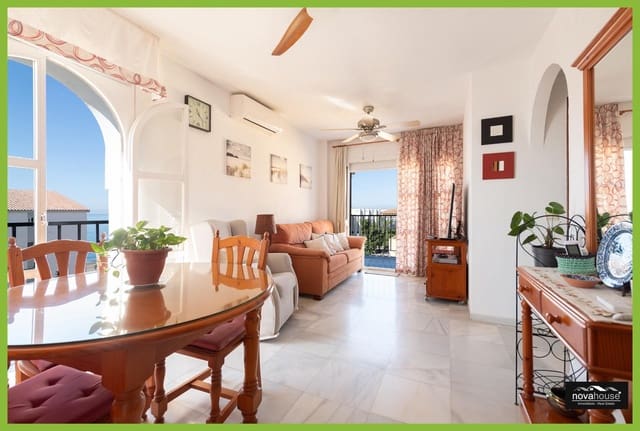 Ático de 2 habitaciones en Rincón de la Victoria en venta con piscina garaje - 388.000 € (Ref: 10115923)