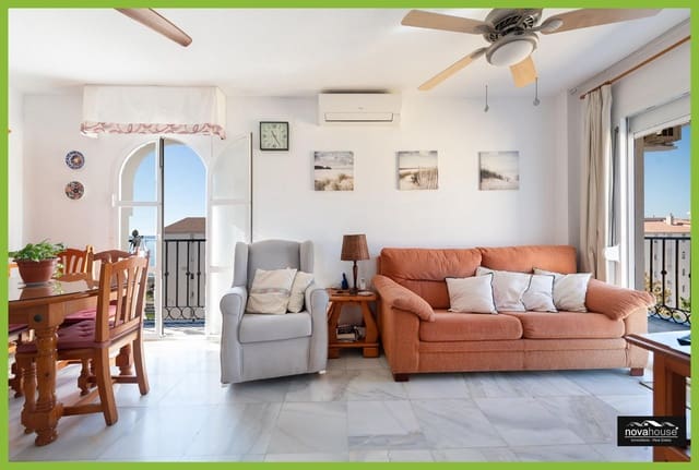 Ático de 2 habitaciones en Rincón de la Victoria en venta con piscina garaje - 388.000 € (Ref: 10115923)