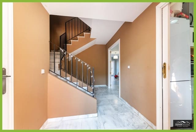 4 camera da letto Villetta a Schiera in vendita in Rincón de la Victoria - 576.500 € (Rif: 10115924)