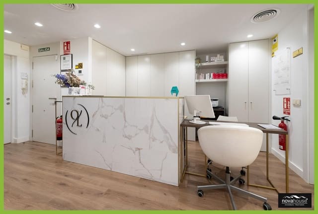 3 sypialnia Mieszkanie na sprzedaż w Miasto Málaga z garażem - 470 000 € (Ref: 10120249)