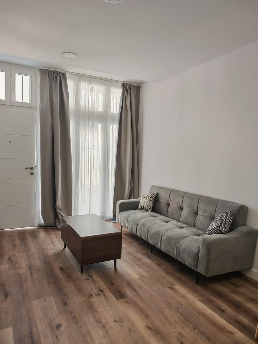 Studio att hyra i Alhaurin de la Torre med garage - 950 € (Ref: 10148869)