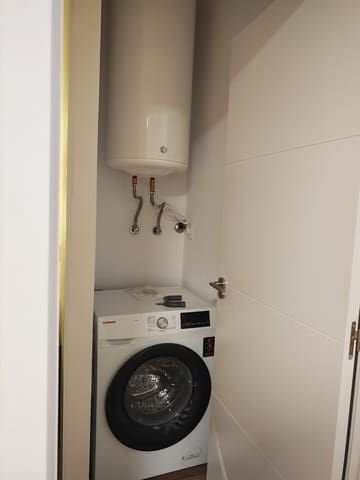 Studio att hyra i Alhaurín de la Torre med garage - 950 € (Ref: 10148869)