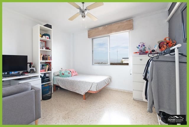4 Zimmer Wohnung zu verkaufen in Alhaurín de la Torre - 321.000 € (Ref: 10153685)