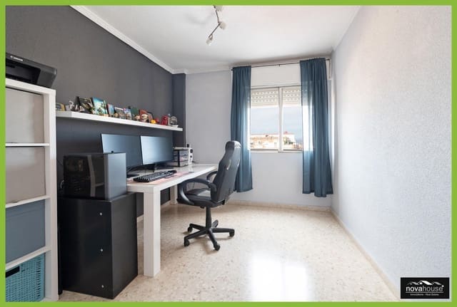 4 Zimmer Wohnung zu verkaufen in Alhaurín de la Torre - 321.000 € (Ref: 10153685)