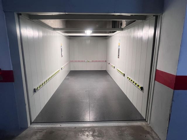 Autotalli myytävänä paikassa El Palo, Málaga kaupunki - 40 000 € (Ref: 10155319)