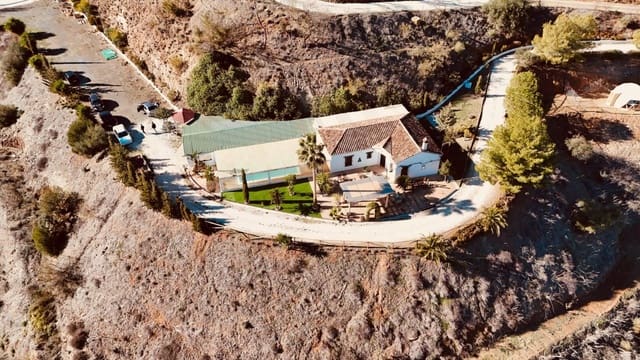 5 chambre Finca/Maison de Campagne à vendre à Casabermeja avec piscine garage - 525 500 € (Ref: 6760049)