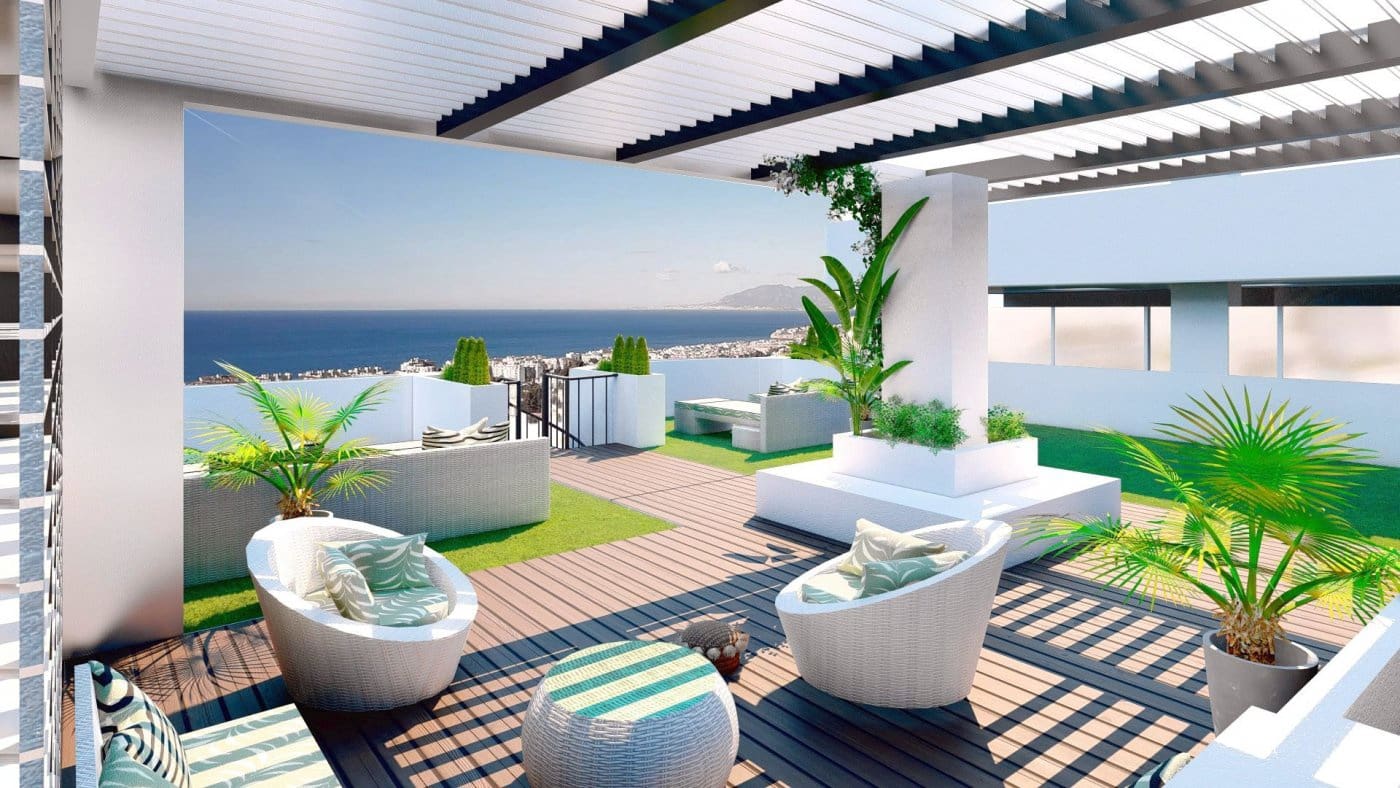 Piso de 2 habitaciones en Rincón de la Victoria en venta con piscina garaje - 265.000 € (Ref: 7257898)