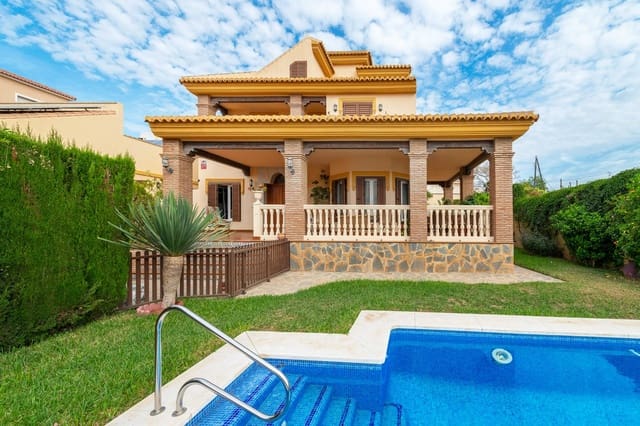 10 Zimmer Villa zu verkaufen in Rincón de la Victoria mit Pool Garage - 1.660.000 € (Ref: 7871561)