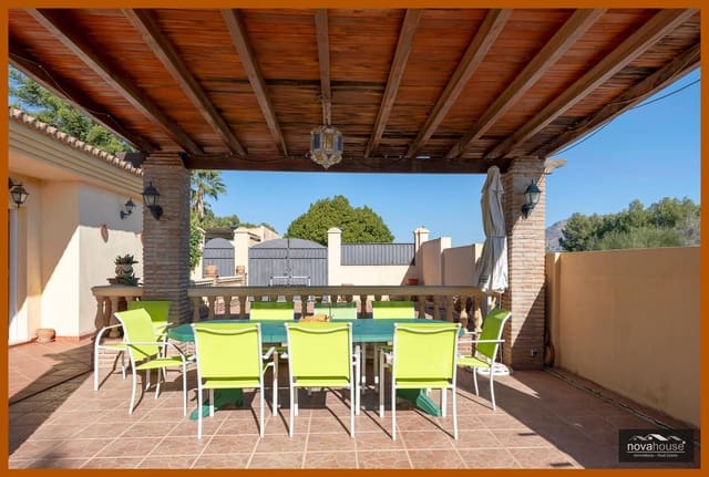 3 slaapkamer Villa te koop in Cerralba, Pizarra met zwembad garage - € 359.900 (Ref: 8019207)