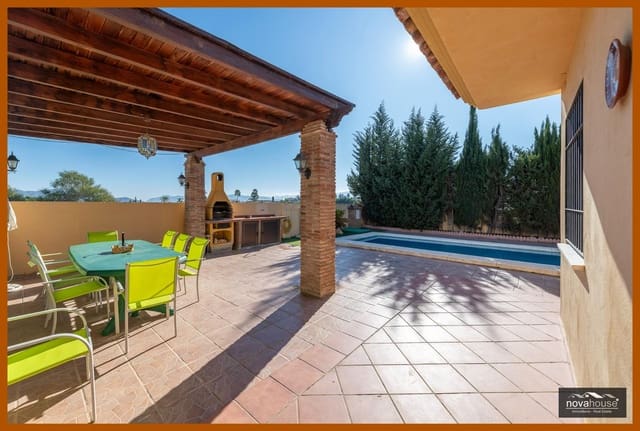 3 slaapkamer Villa te koop in Cerralba, Pizarra met zwembad garage - € 359.900 (Ref: 8019207)