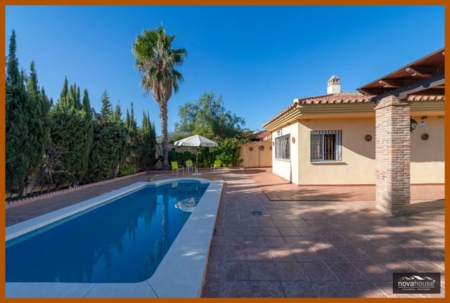 3 slaapkamer Villa te koop in Cerralba, Pizarra met zwembad garage - € 359.900 (Ref: 8019207)