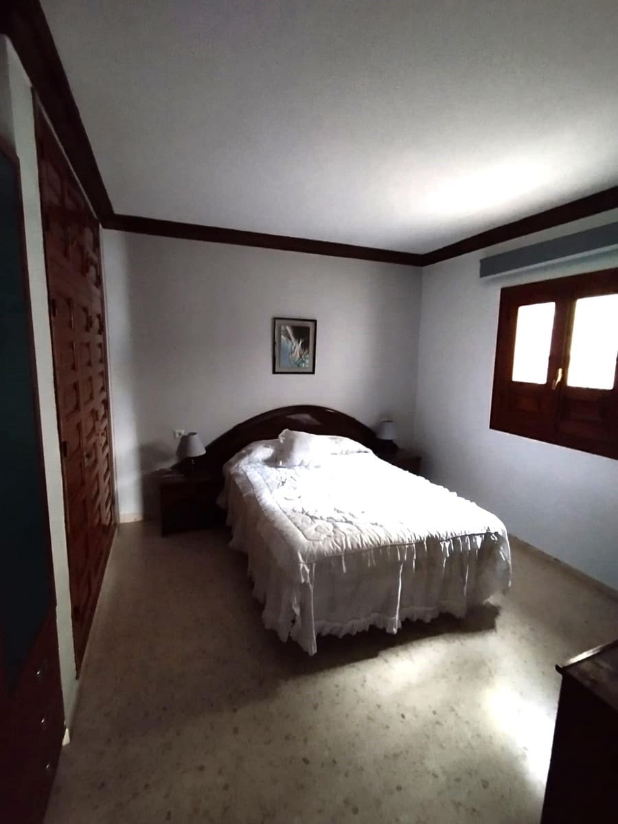 2 bedroom Villa for sale in Torrox-Costa with pool - € 320,000 (Ref: 8195434)