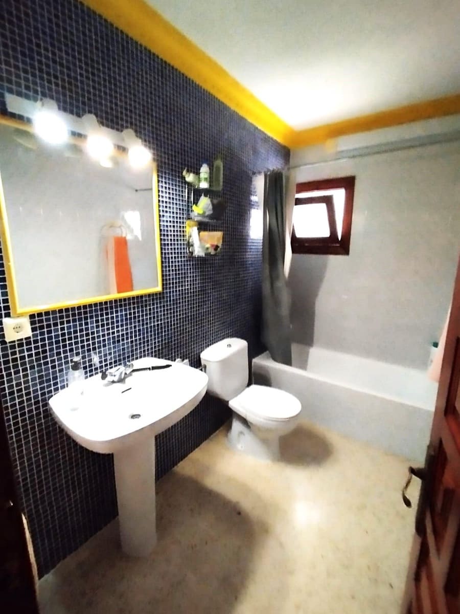 2 bedroom Villa for sale in Torrox-Costa with pool - € 320,000 (Ref: 8195434)