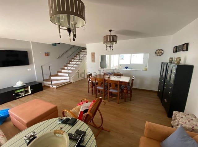 2 soveværelse Semi-Rækkehus til salg i Vélez-Málaga - € 450.000 (Ref: 8339705)