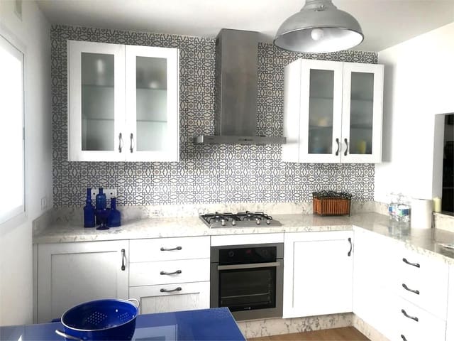 2 soveværelse Semi-Rækkehus til salg i Vélez-Málaga - € 450.000 (Ref: 8339705)