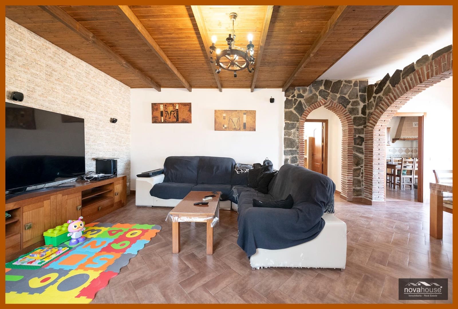 4 soverom Villa til salgs i Rincon de la Victoria med svømmebasseng garasje - € 524 000 (Ref: 8392739)