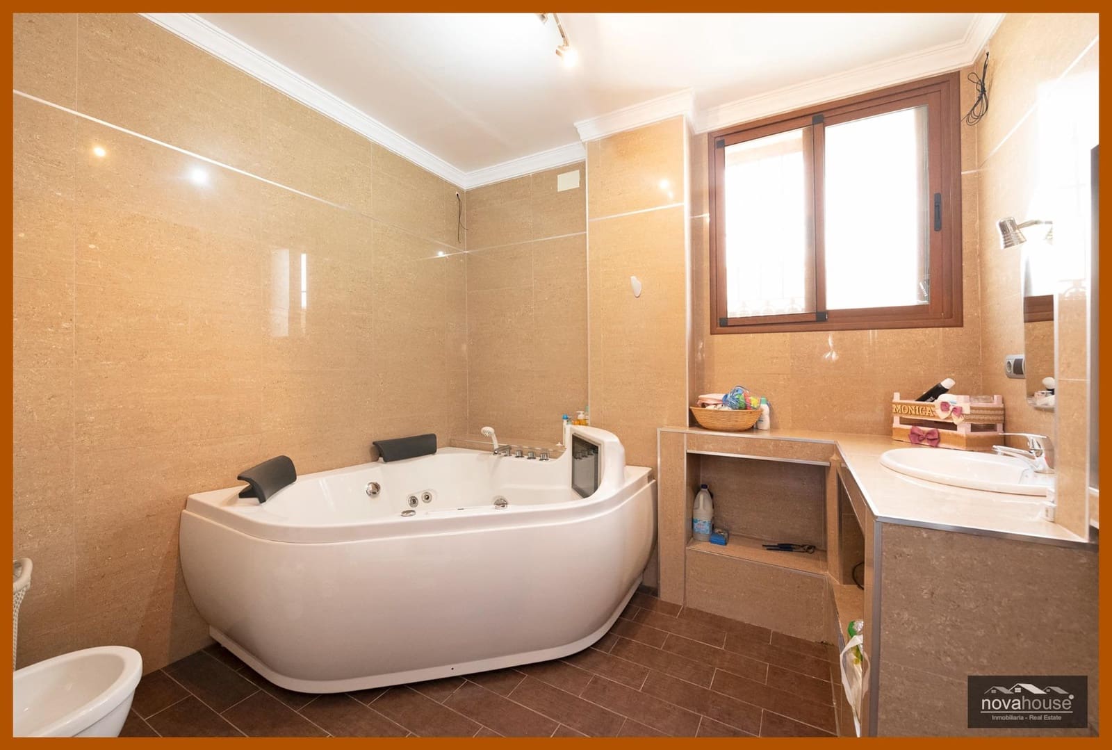 4 bedroom Villa for sale in Rincon de la Victoria with pool garage - € 524,000 (Ref: 8392739)