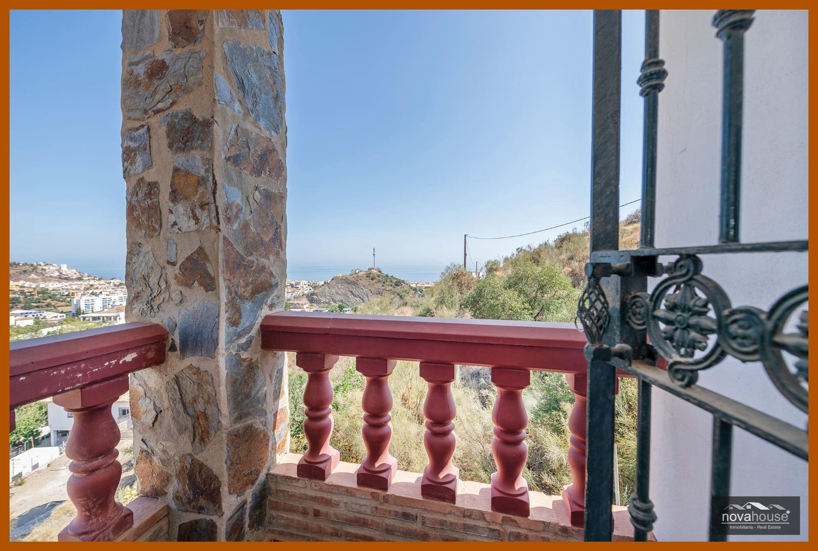 4 bedroom Villa for sale in Rincon de la Victoria with pool garage - € 524,000 (Ref: 8392739)