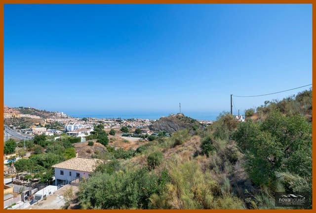 4 Zimmer Villa zu verkaufen in Rincón de la Victoria mit Pool Garage - 524.000 € (Ref: 8392739)