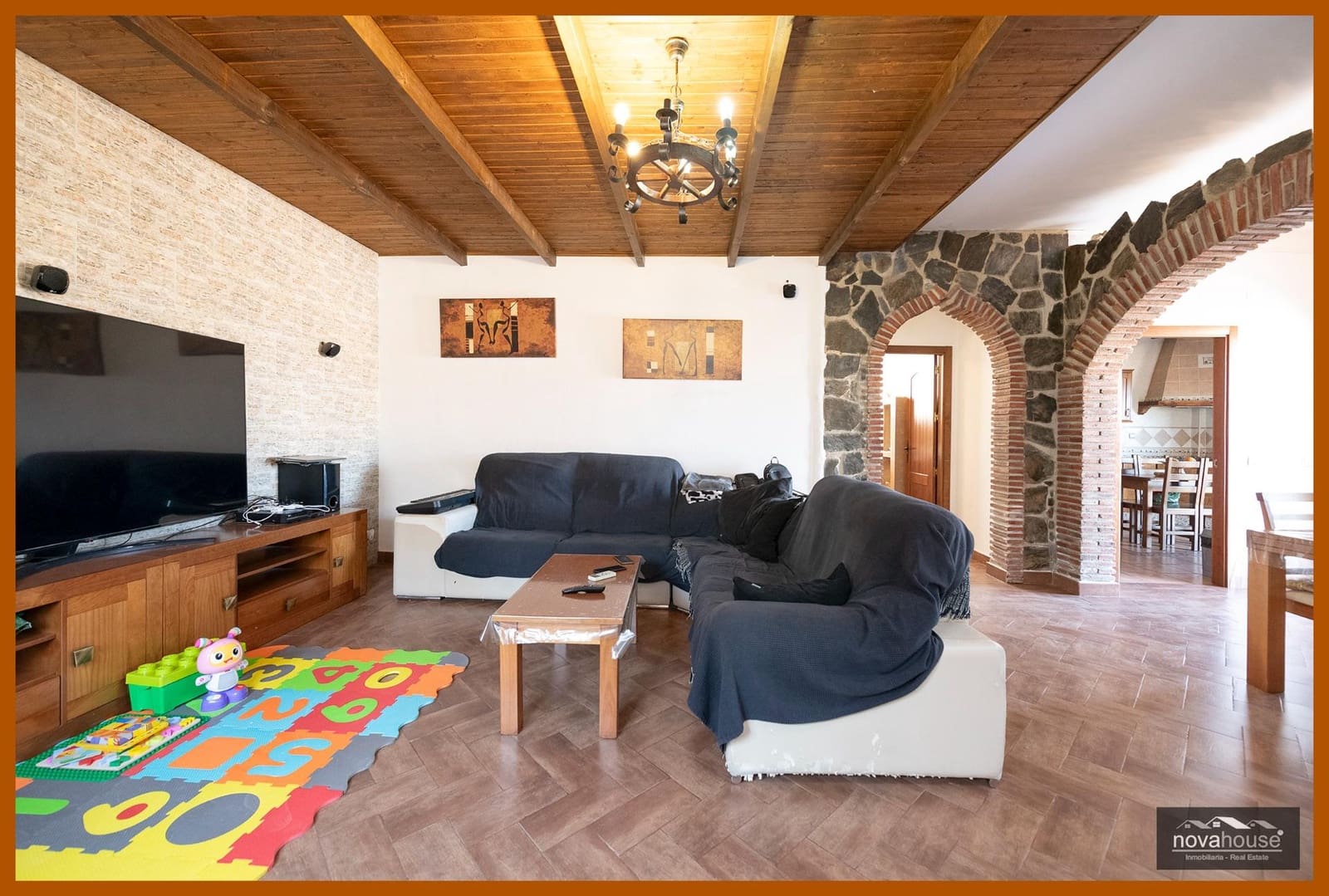 4 sypialnia Willa na sprzedaż w Rincon de la Victoria z basenem garażem - 524 000 € (Ref: 8392739)