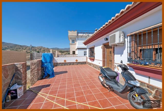 Chalet de 4 habitaciones en Rincón de la Victoria en venta con piscina garaje - 524.000 € (Ref: 8392739)