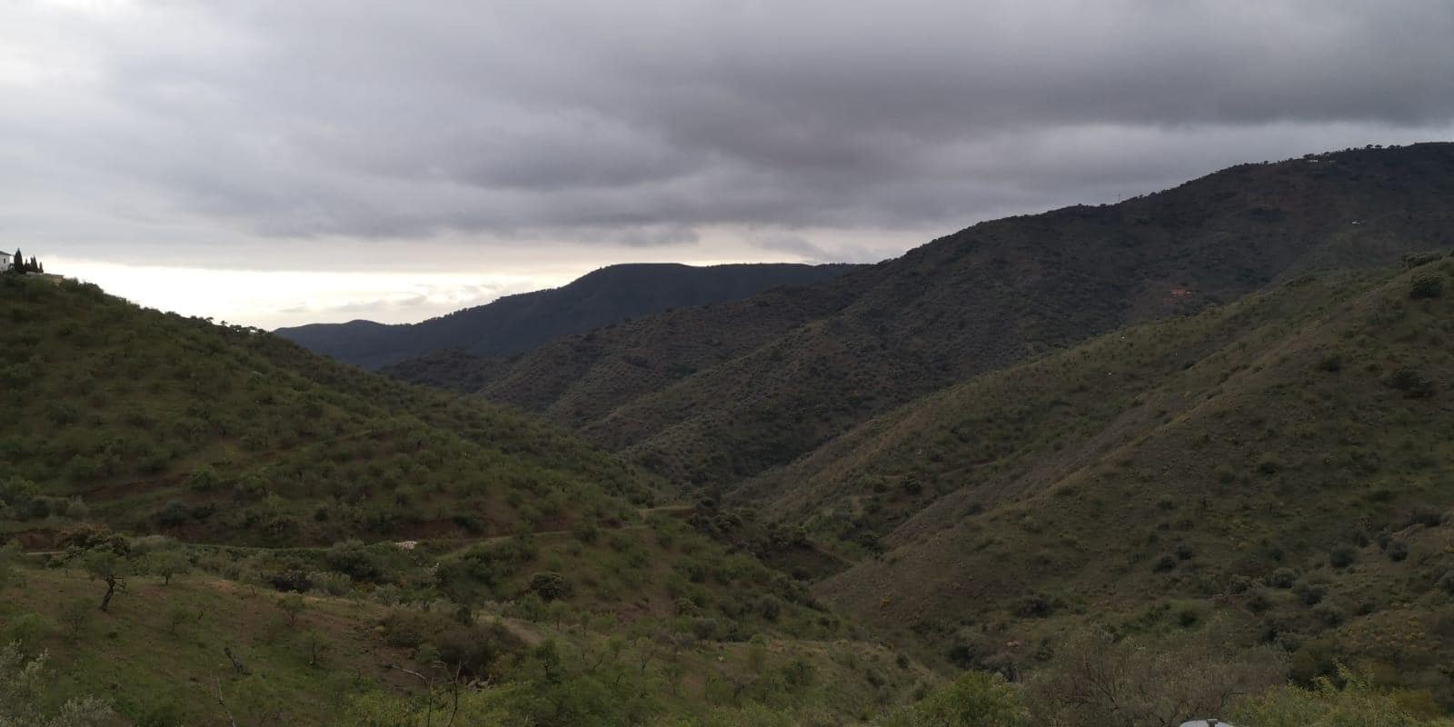 Grunde uden byggetilladelser til salg i Malaga by - € 275.000 (Ref: 8767209)