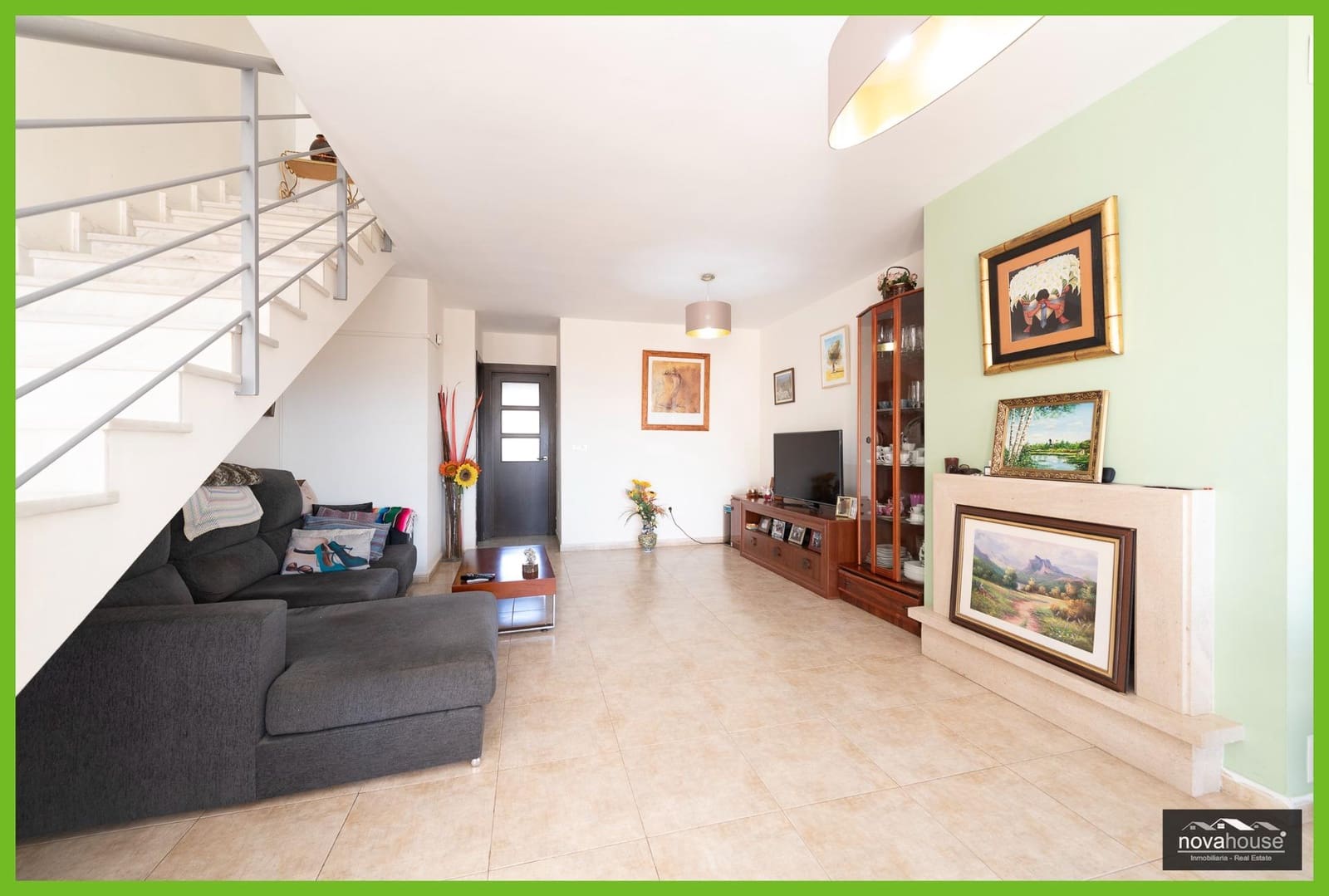 4 soveværelse Rækkehus til salg i Malaga by med garage - € 549.900 (Ref: 8825202)