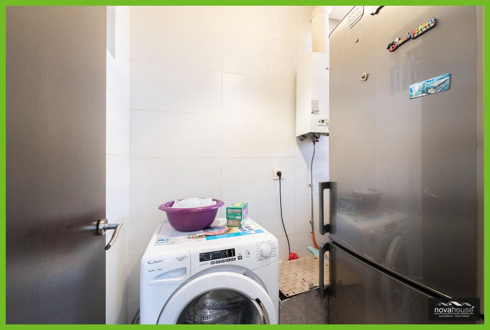 4 soveværelse Rækkehus til salg i Malaga by med garage - € 549.900 (Ref: 8825202)