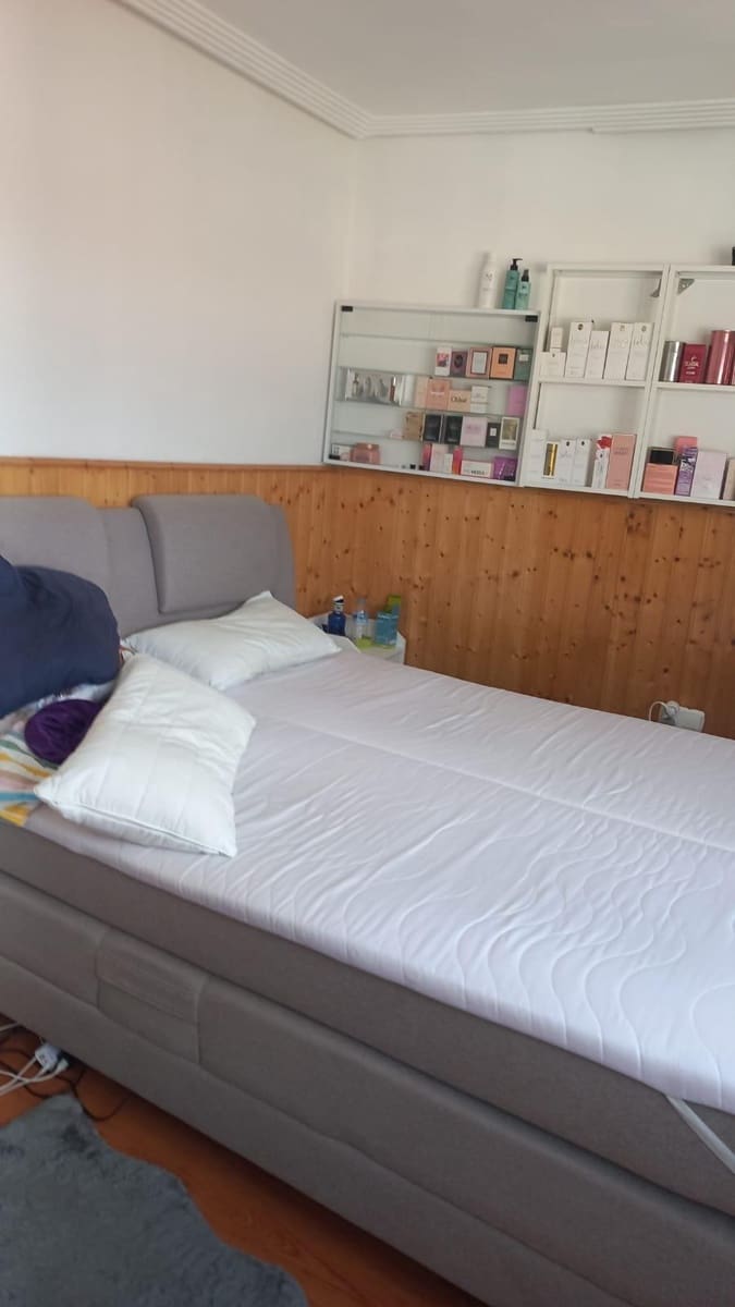 5 soverom Rekkehus til salgs i Puerto de la Torre med svømmebasseng garasje - € 620 000 (Ref: 8836554)