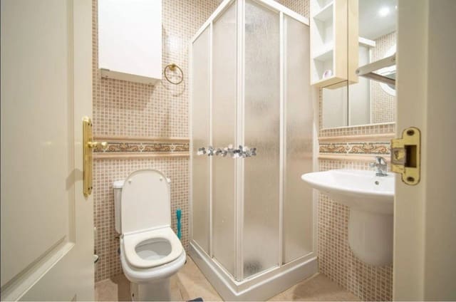 5 bedroom Semi-detached Villa for sale in Puerto de la Torre, Málaga city with pool garage - € 660,000 (Ref: 8836554)