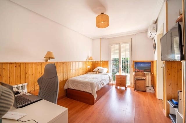 5 bedroom Semi-detached Villa for sale in Puerto de la Torre, Málaga city with pool garage - € 660,000 (Ref: 8836554)